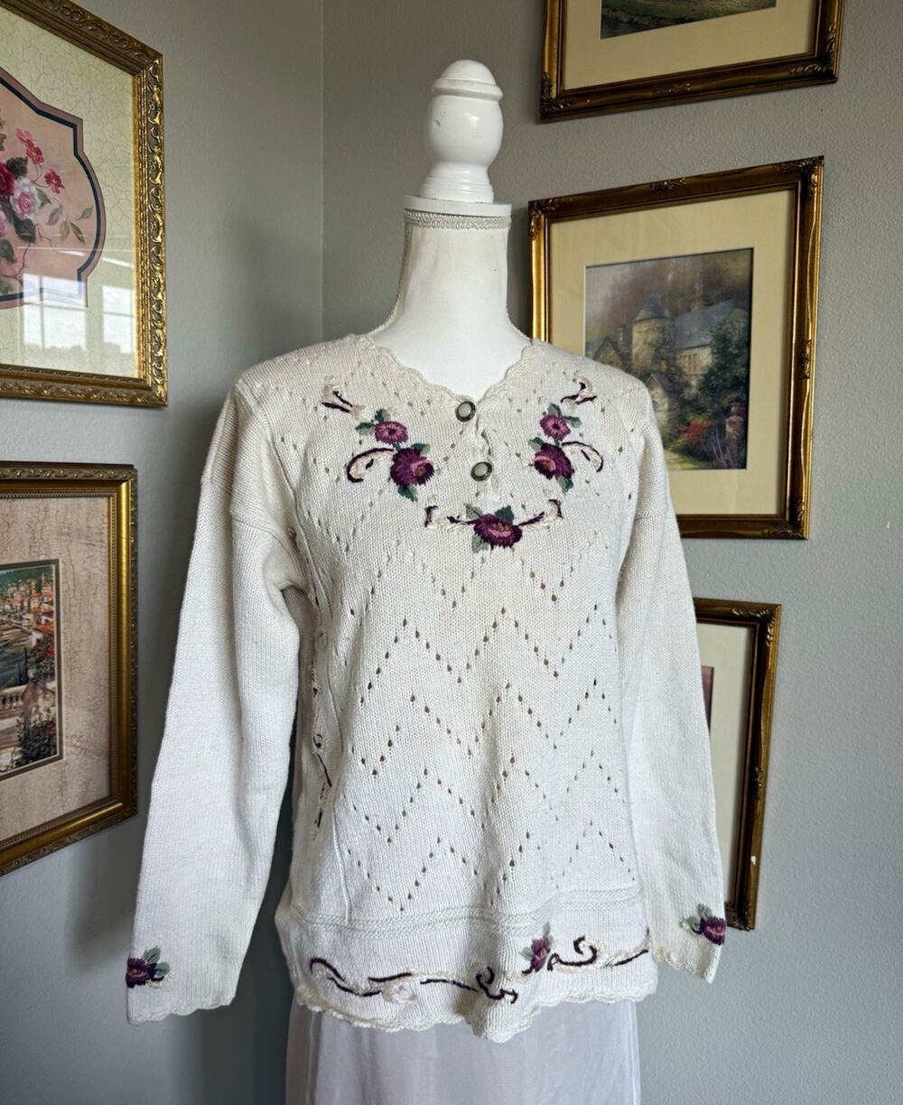 Capacity Women's Knit Cardigan Sweater Floral Embroidered Button Front M Ivory
